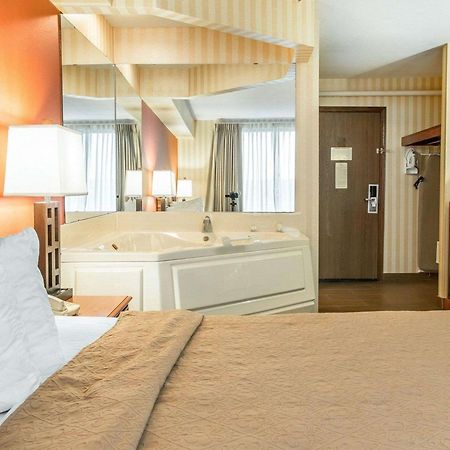 Quality Inn Gaylord Ngoại thất bức ảnh