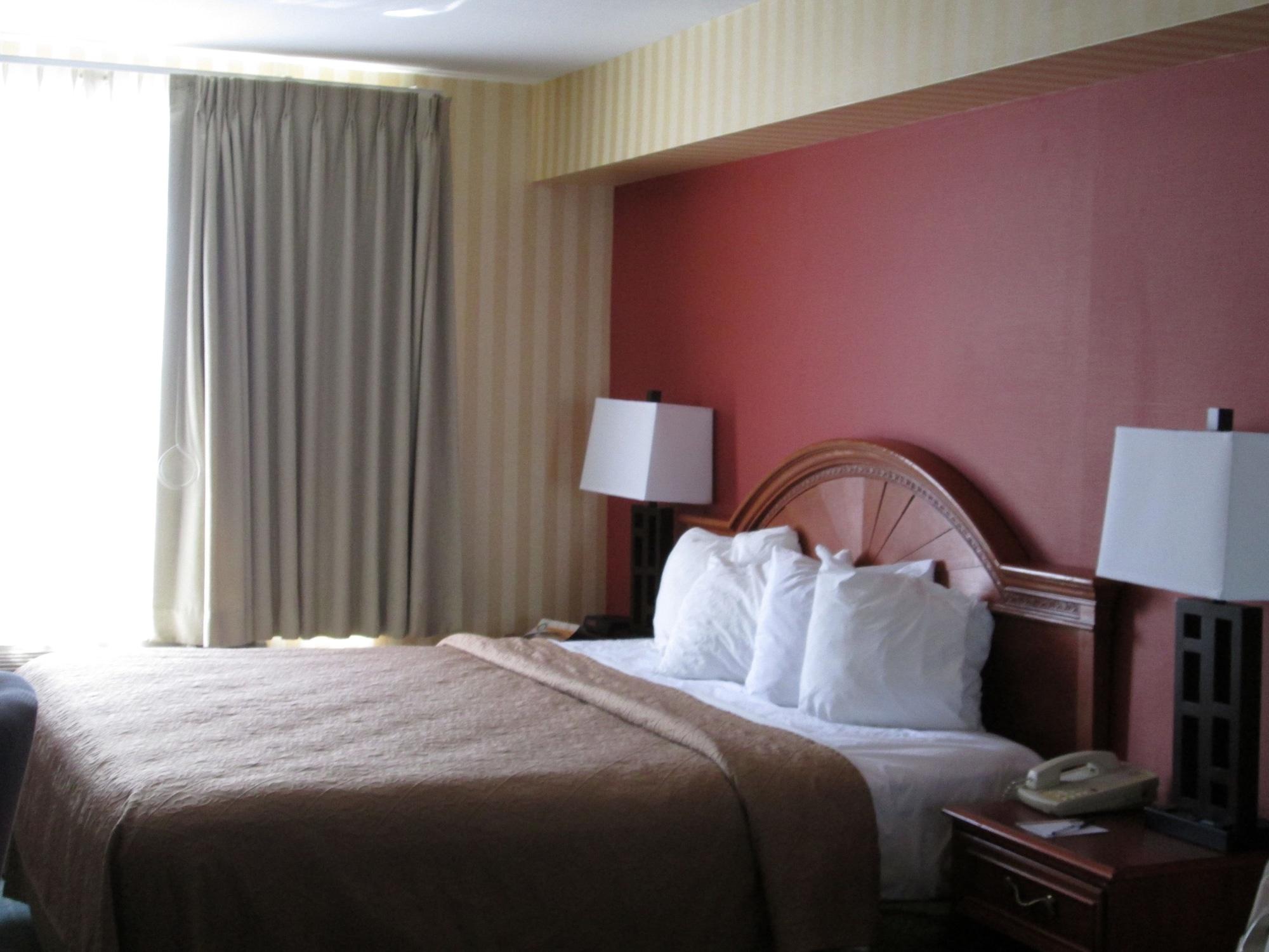 Quality Inn Gaylord Ngoại thất bức ảnh