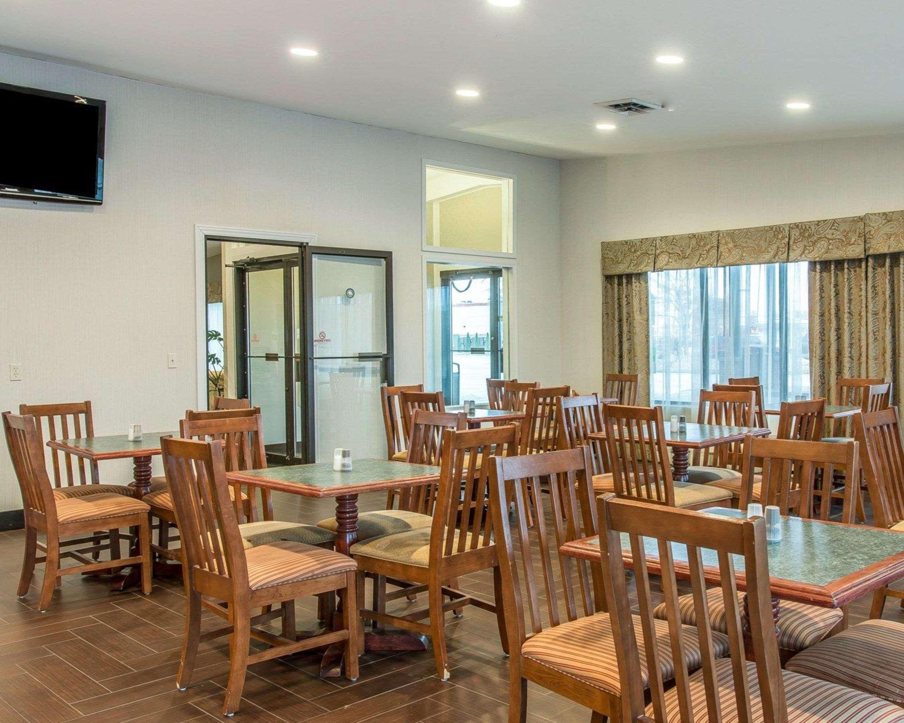 Quality Inn Gaylord Ngoại thất bức ảnh