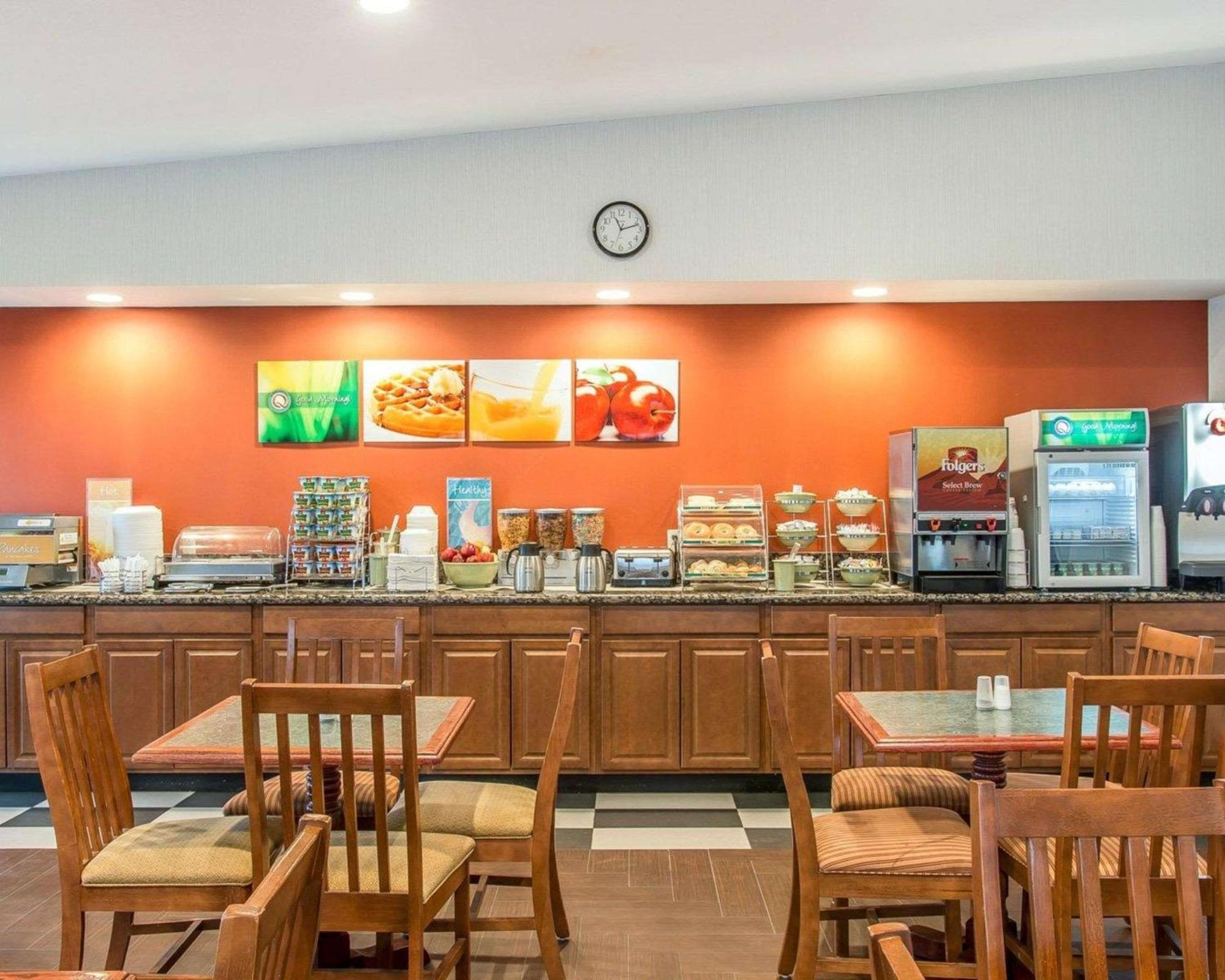 Quality Inn Gaylord Ngoại thất bức ảnh