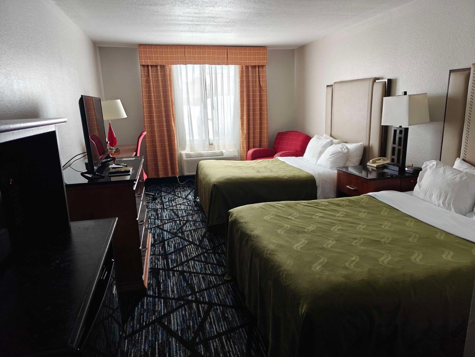 Quality Inn Gaylord Ngoại thất bức ảnh