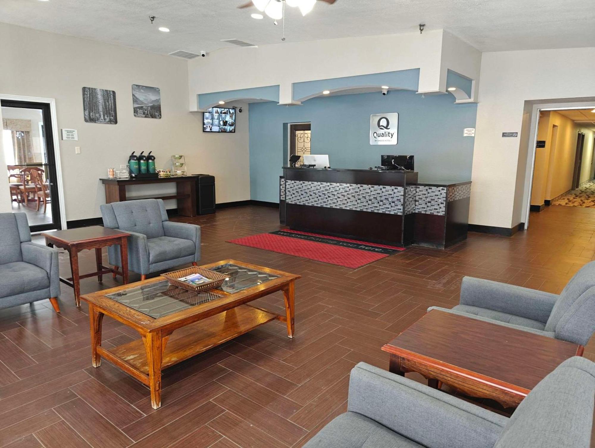 Quality Inn Gaylord Ngoại thất bức ảnh