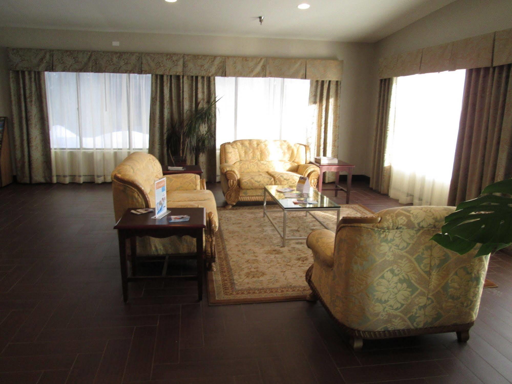 Quality Inn Gaylord Ngoại thất bức ảnh